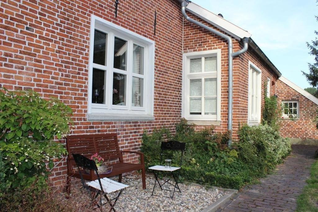 Gulfhof Marianne Apartamento Westoverledingen Exterior foto